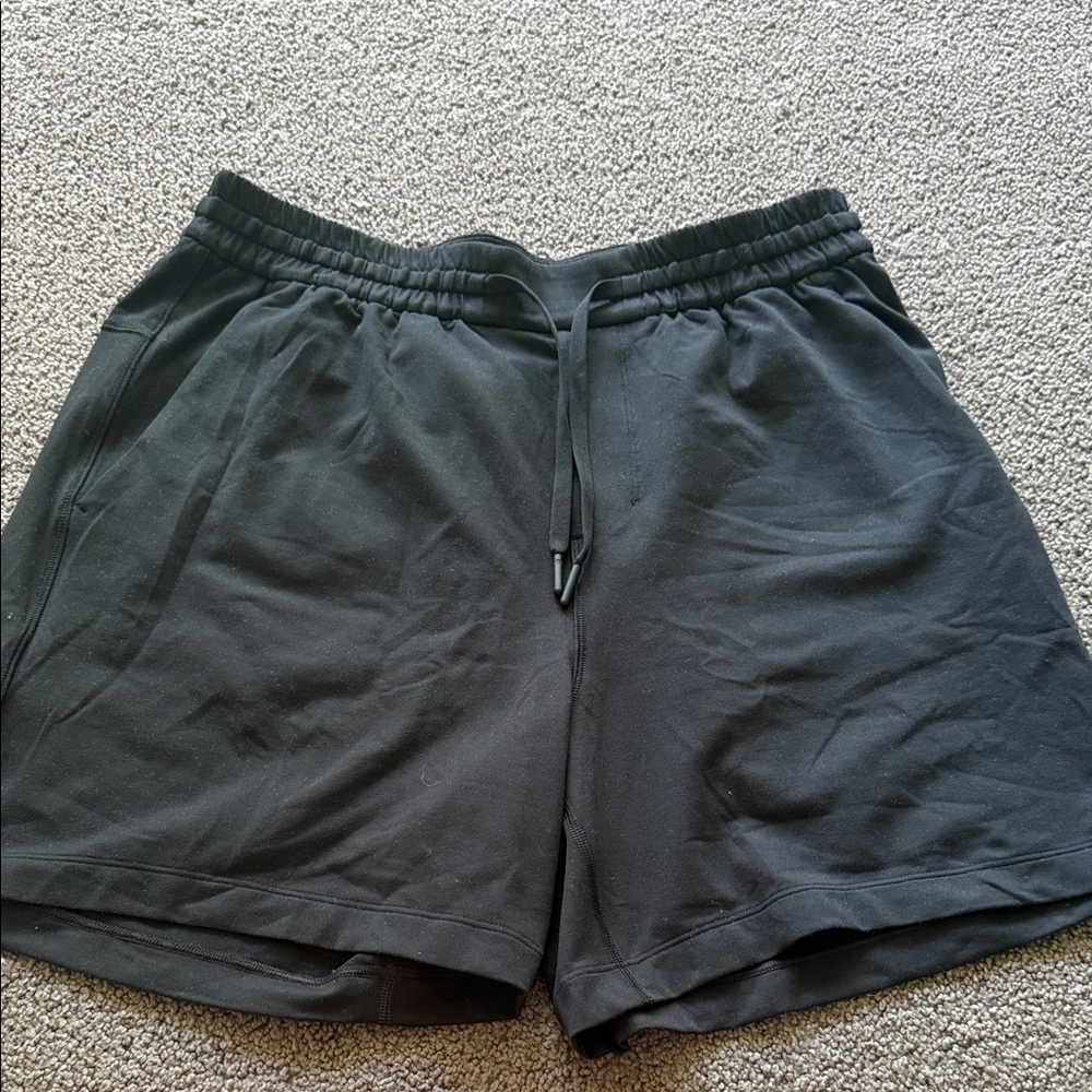 lululemon athletica Men's Black Athletic Drawstring Shorts